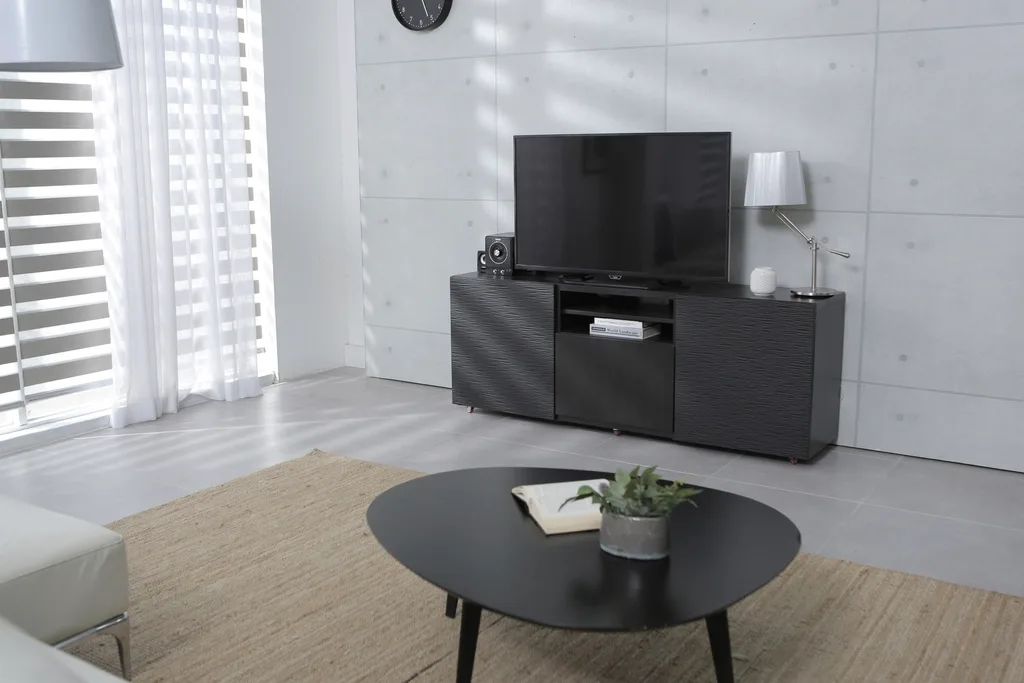 Minimalist Interior Design: 7 Rules That Stop It Feeling Cold